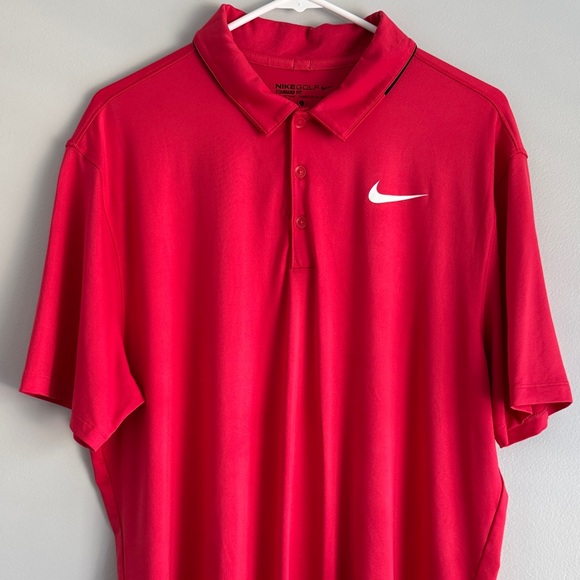 Nike Men's Polo Shirt in Vibrant Red - Picture 1 of 6